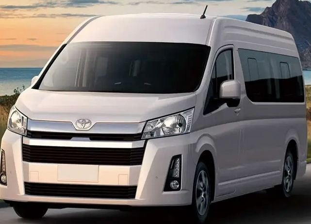 Convenient Maxi Cab Services at Melbourne Airport